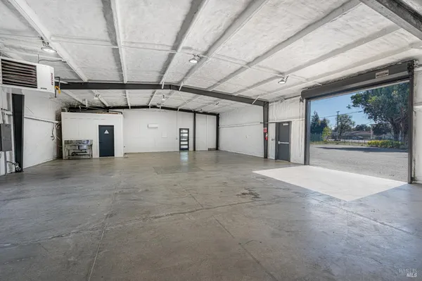 $2,300,000 | 10342 Old Redwood Highway, Windsor, CA 95492