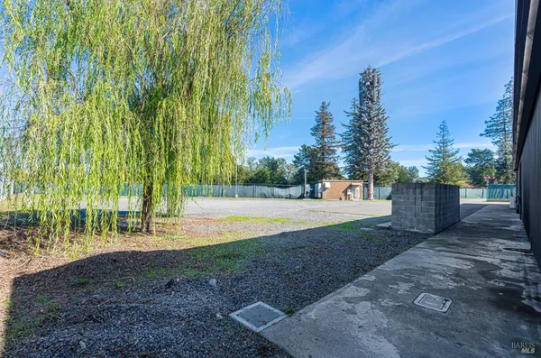 $2,300,000 | 10342 Old Redwood Highway, Windsor, CA 95492