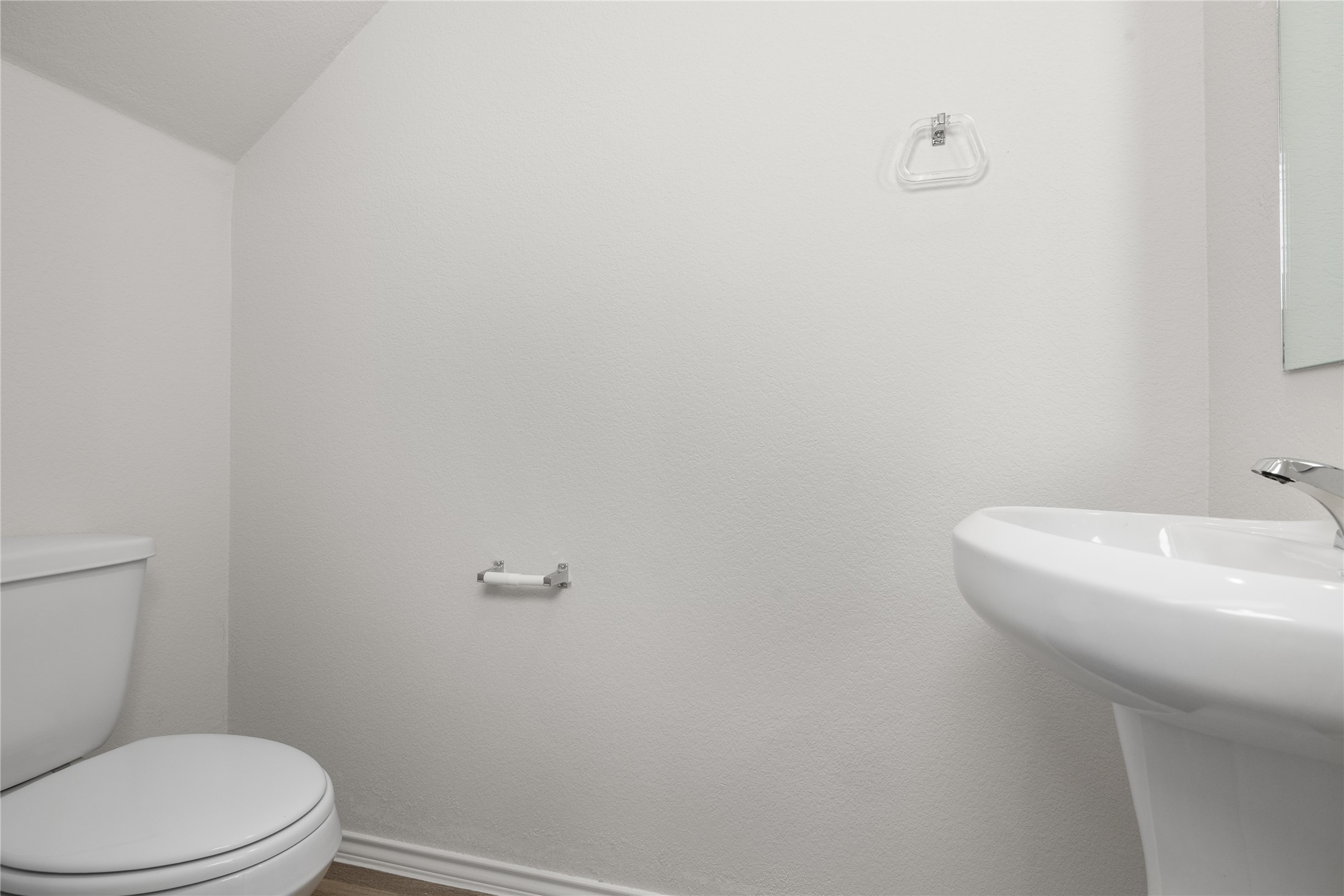 133 Varner Way Lockhart, TX 78644 - Photo 3 of 14