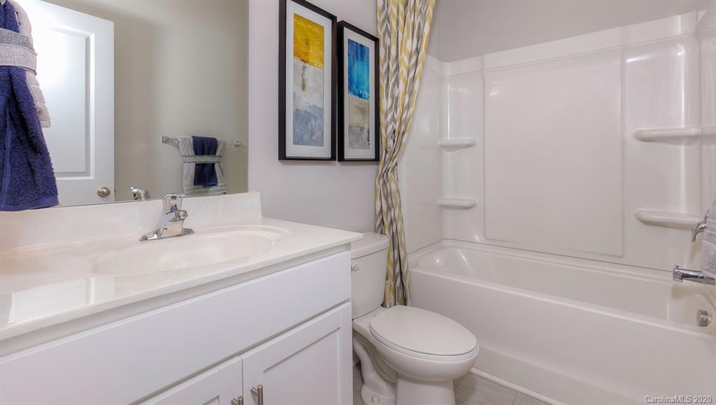 911 Elliott Road, Unit 4038 Charlotte, NC 28216 - Photo 4 of 29 Gallery Image 4