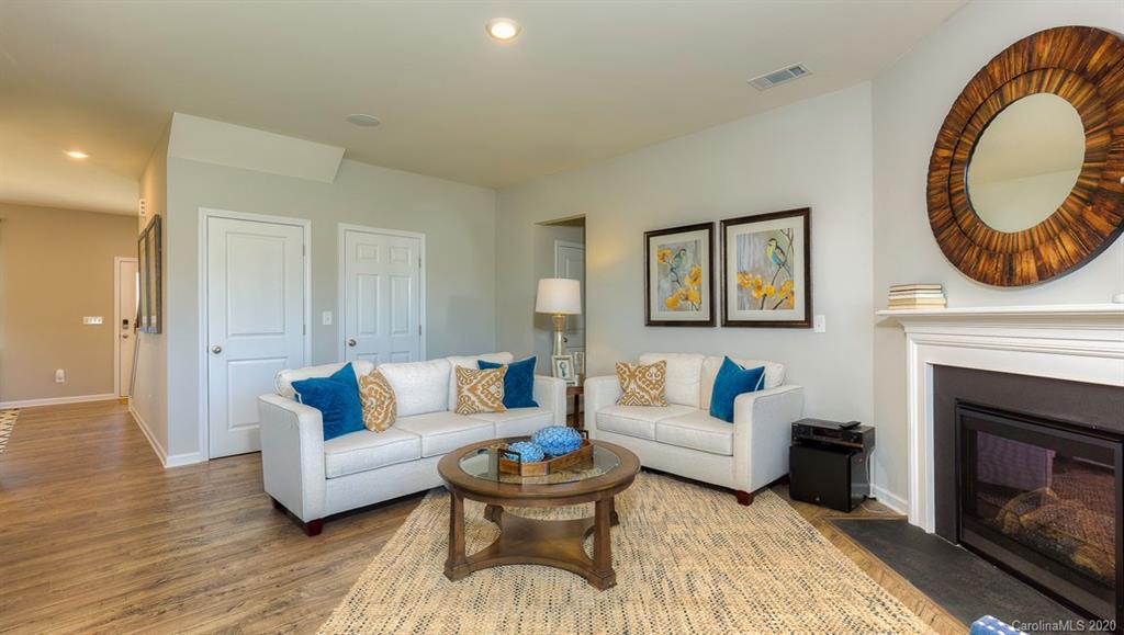 911 Elliott Road, Unit 4038 Charlotte, NC 28216 - Photo 7 of 29 Gallery Image 7