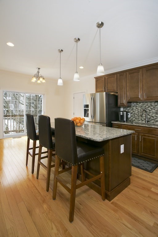 87 Vincent Road Dedham, MA 02026 - Photo 8 of 31 Gallery Image 8