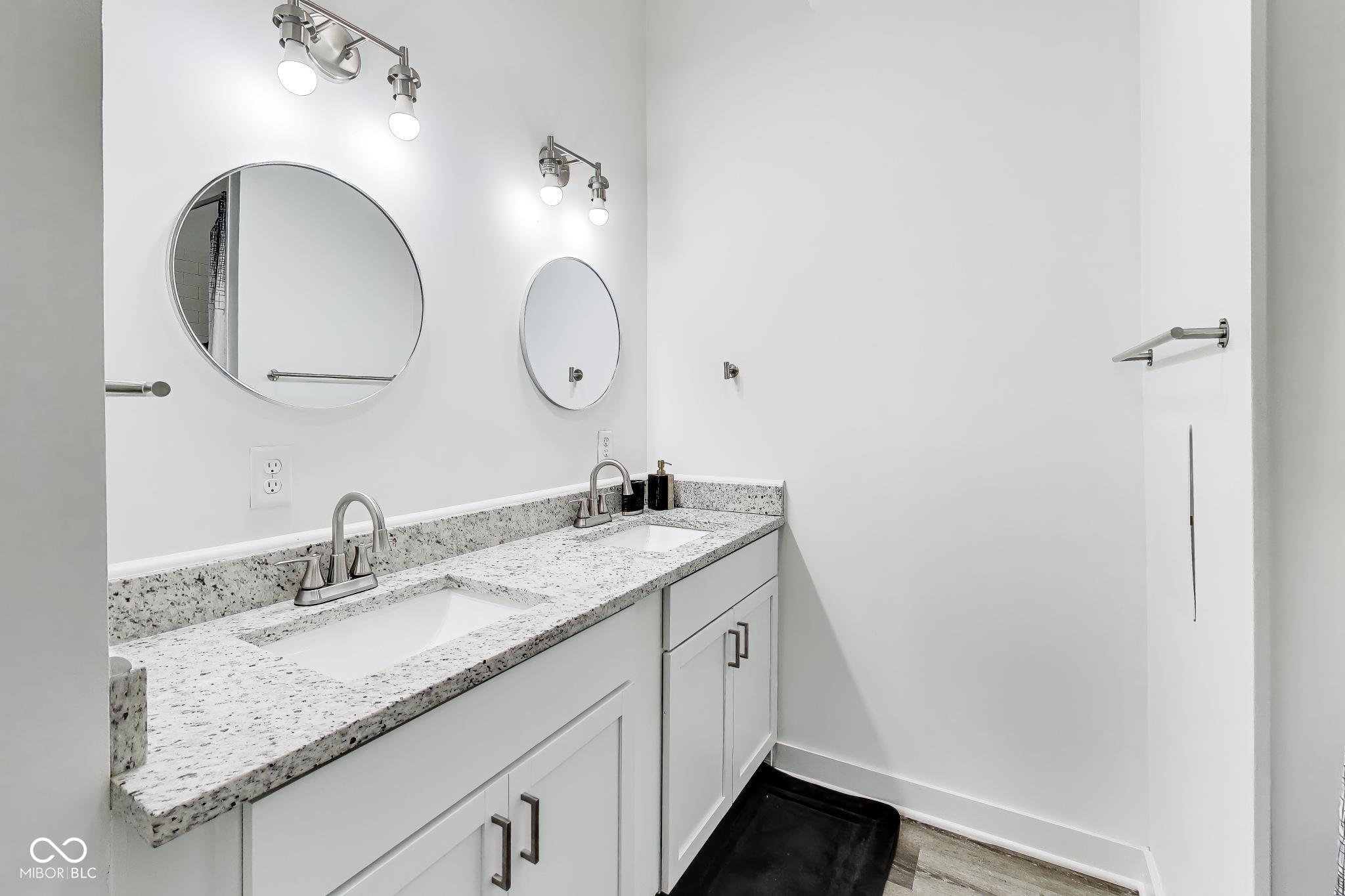 338 North Randolph Street Indianapolis, IN 46201 - Photo 14 of 54