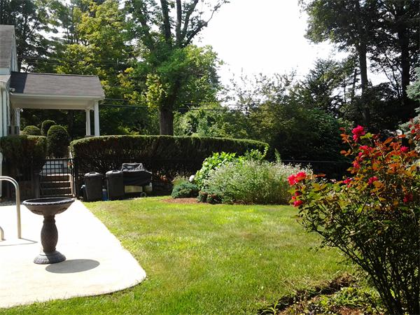 73 Oregon Road Ashland, MA 01721 - Photo 5 of 26