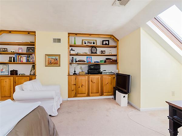 10 Oak Ridge Drive, Unit 2 Maynard, MA 01754 - Photo 7 of 12 Gallery Image 7