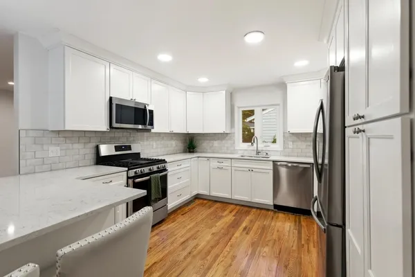 $6,900 | 96 Old Essex Road, Manchester, MA 01944