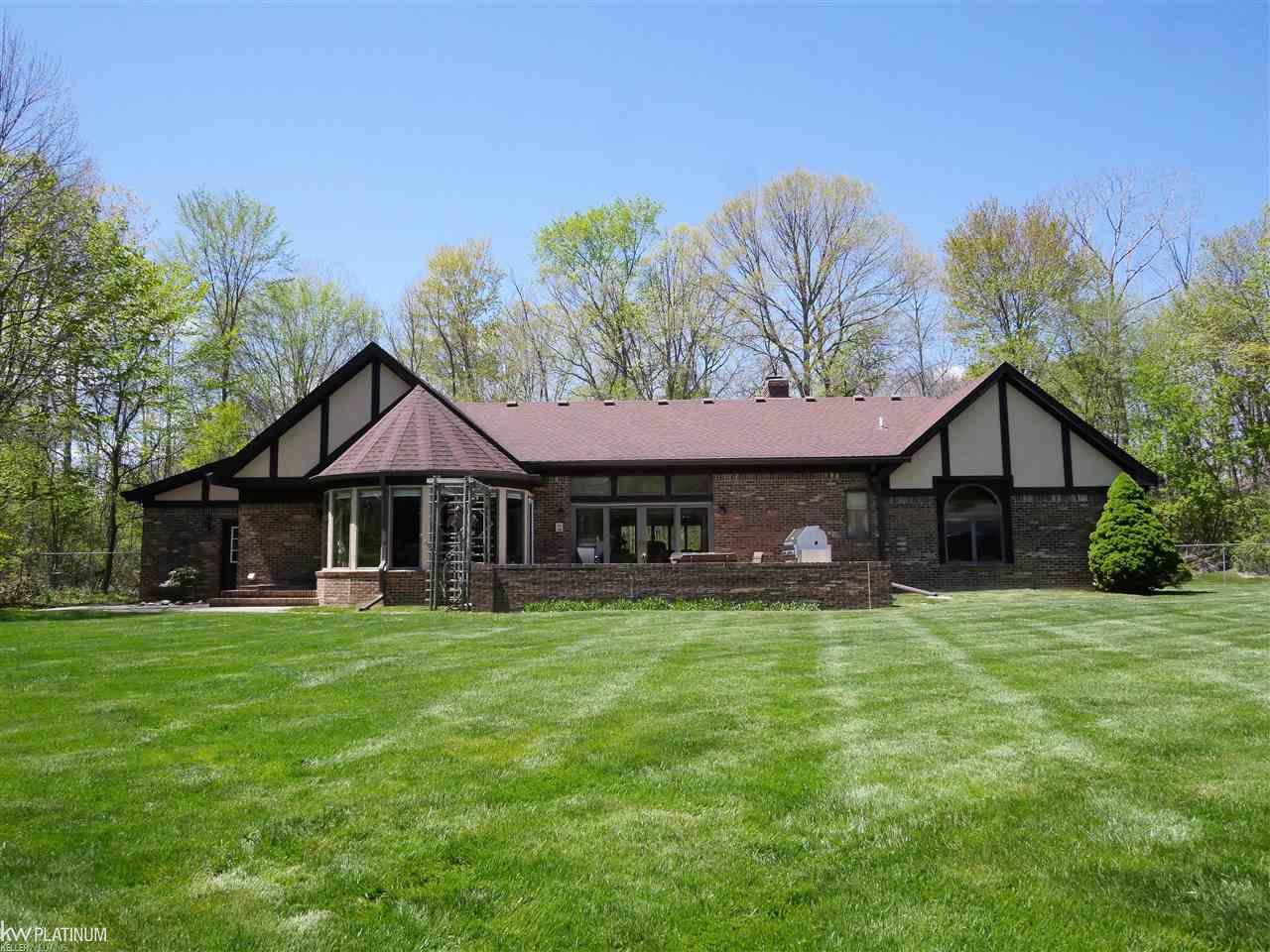 4777 Atkins Road North Street, MI 48049 - Photo 17 of 98 50042278-16.JPG