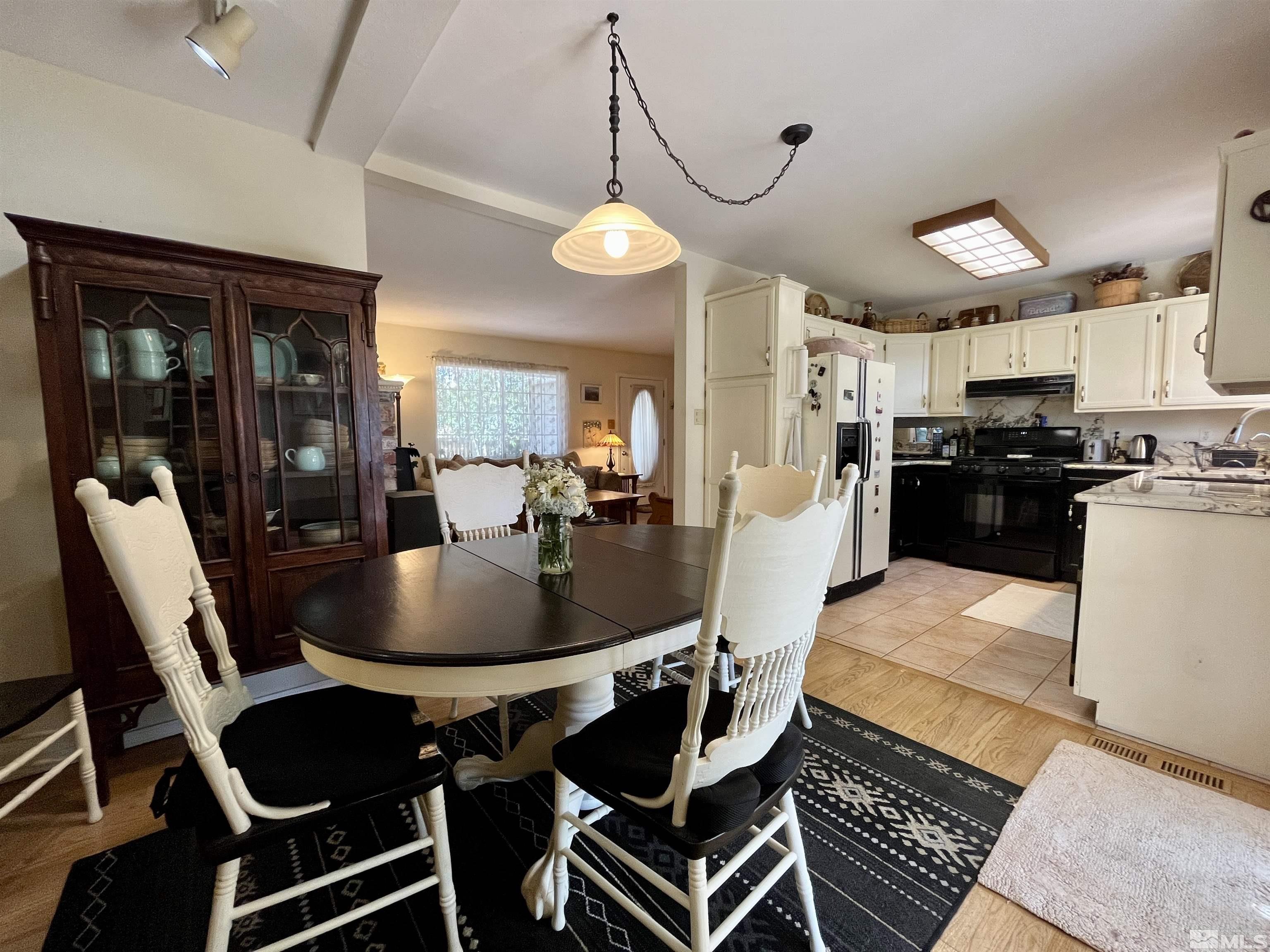 1930 Lassen Drive Reno, NV 89503 - Photo 8 of 39 Photo 9