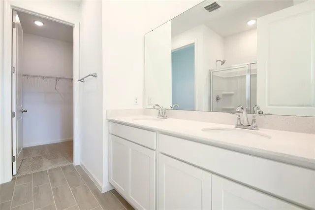 $356,950 | 758 Lake Dell Drive, Dundee, FL 33838