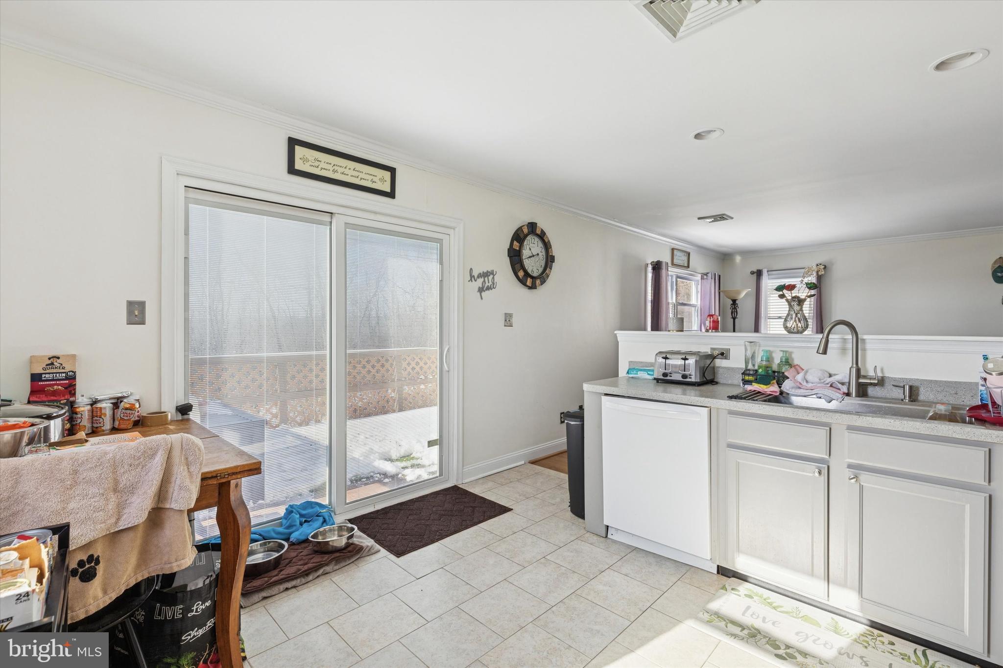 207 Delmar Street, Unit 2 Philadelphia, PA 19128 - Photo 6 of 17