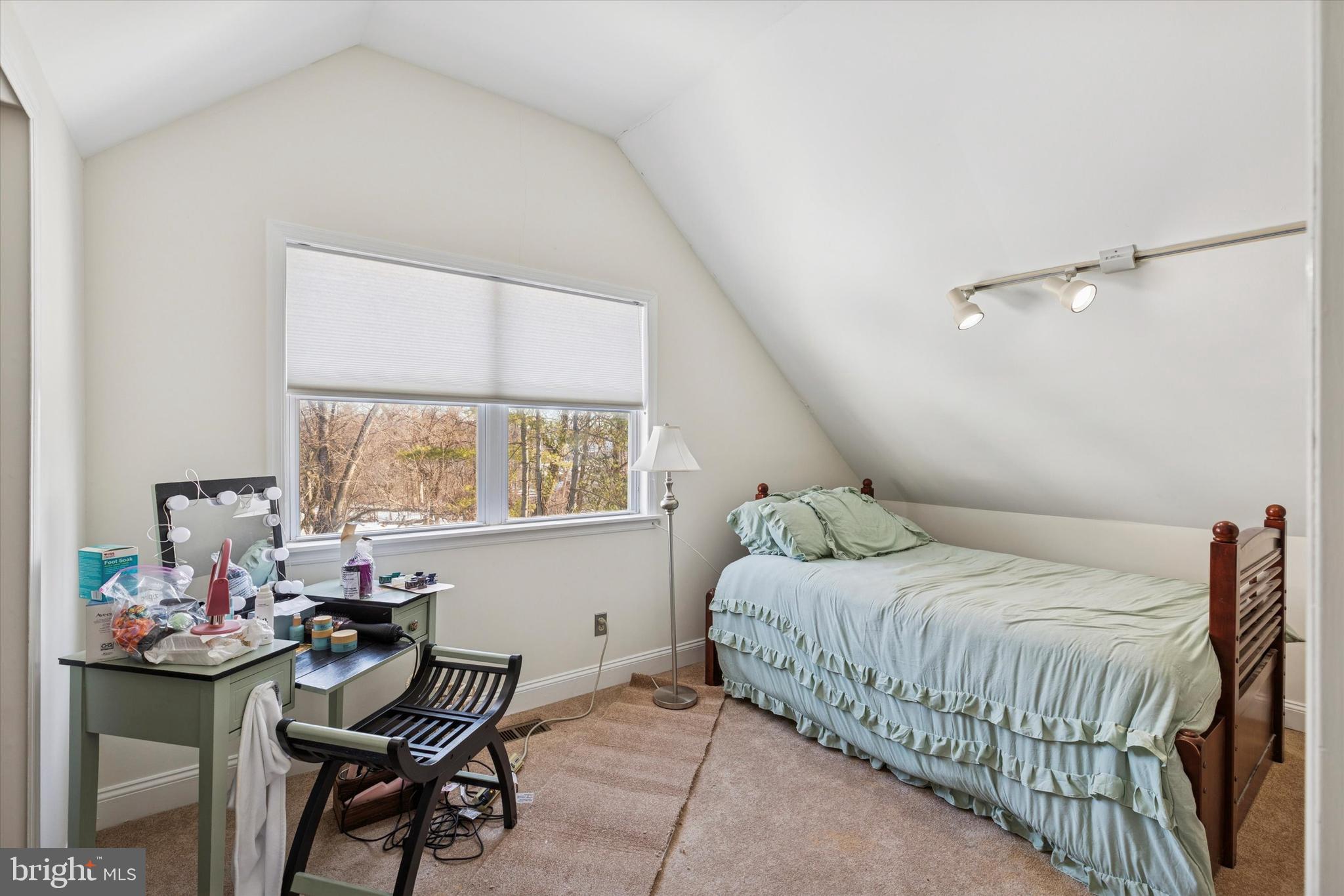 207 Delmar Street, Unit 2 Philadelphia, PA 19128 - Photo 10 of 17