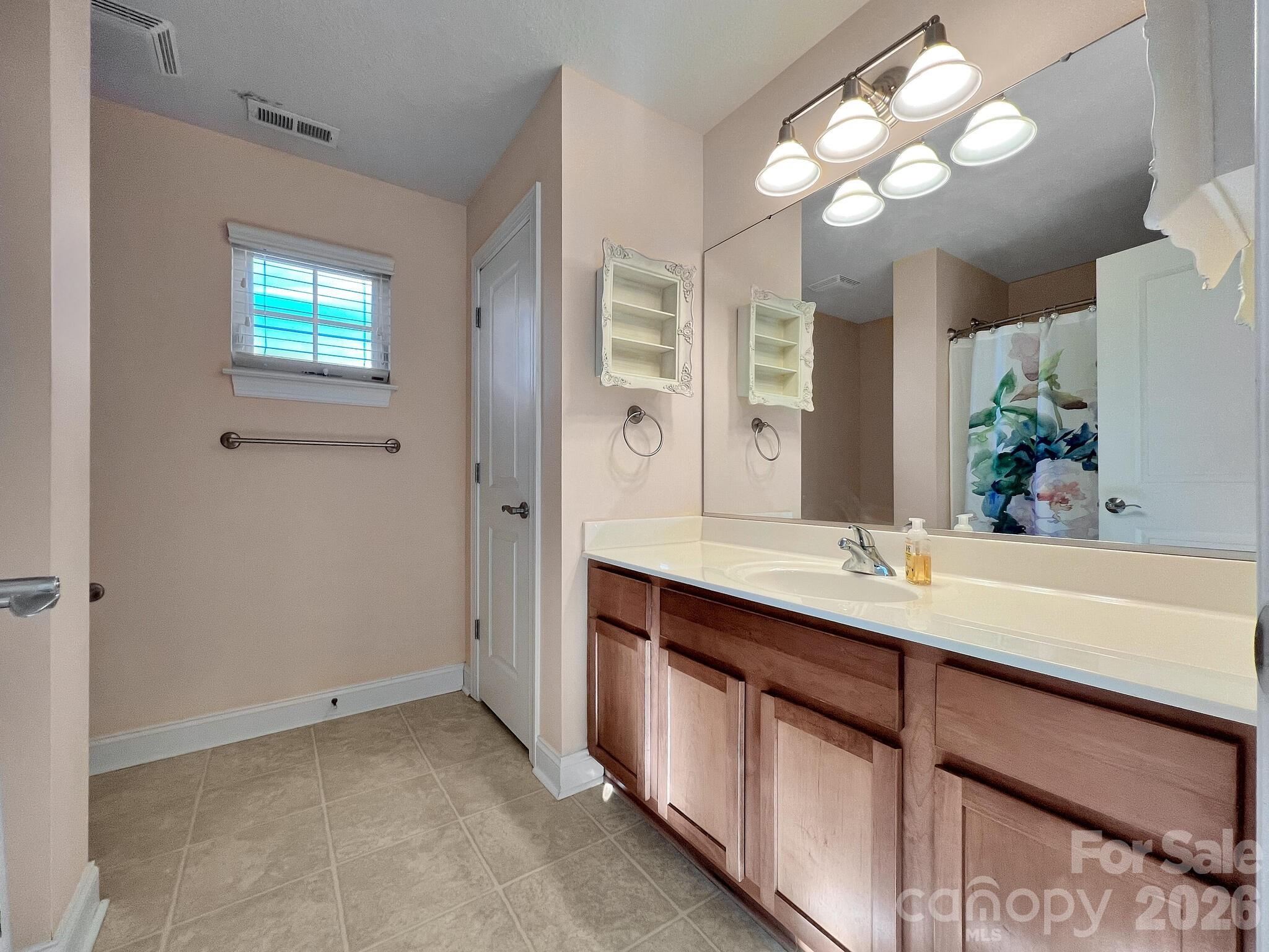 41 Little Fox Fletcher, NC 28732 - Photo 9 of 33