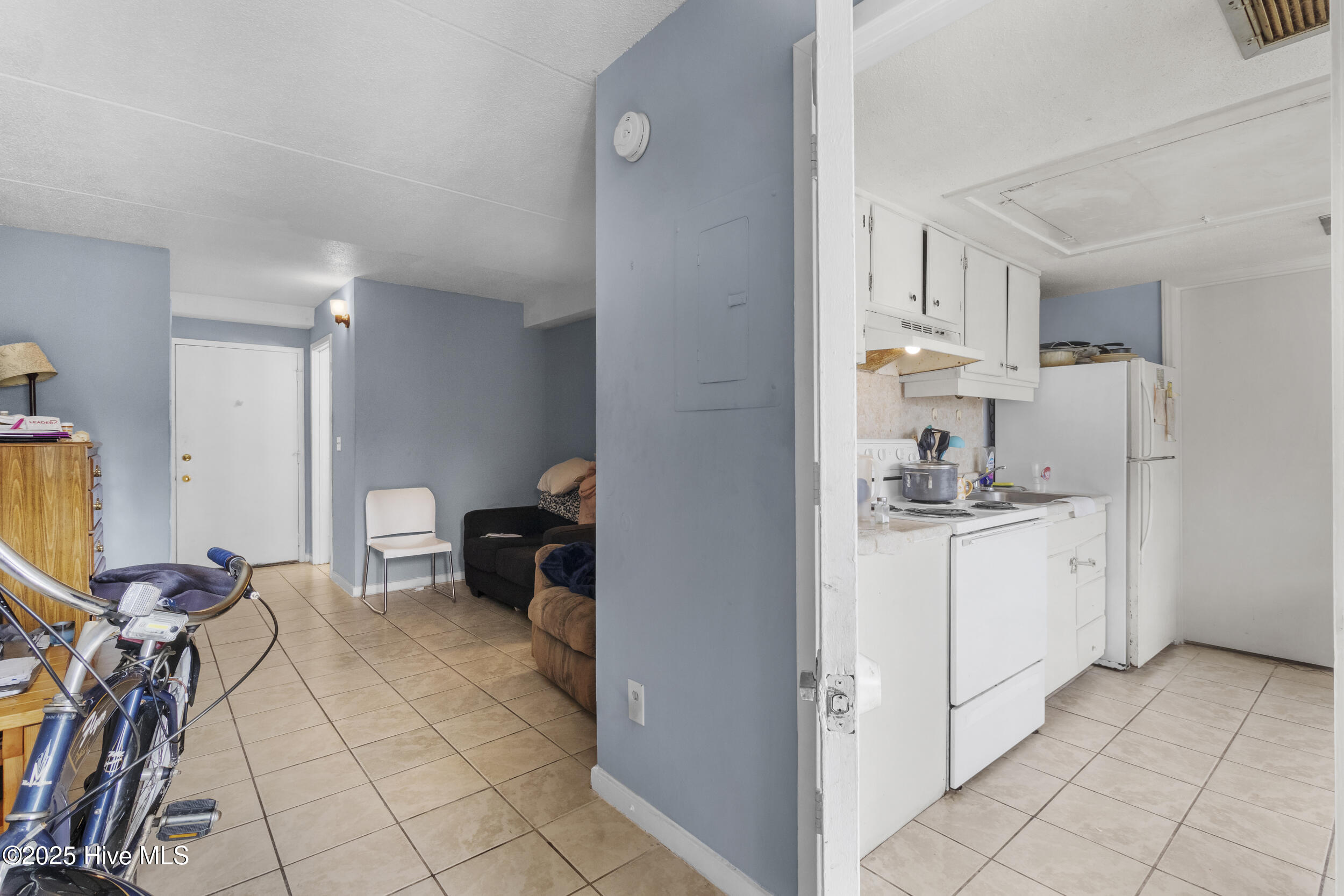 454 Racine Drive, Unit E106 A & B Wilmington, NC 28403 - Photo 10 of 27 Kitchen (1)