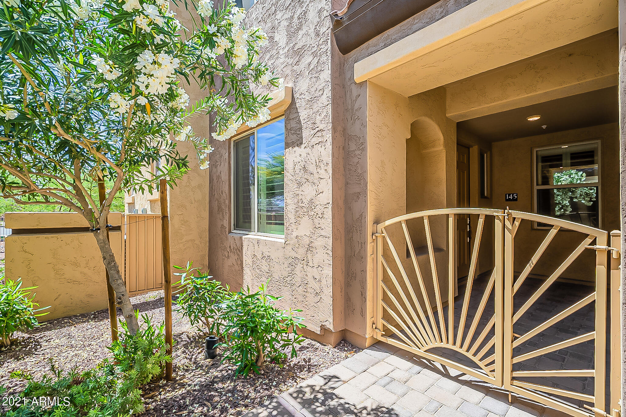 250 West Queen Creek Road, Unit 145 Chandler, AZ 85248 - Photo 3 of 44 Queen Creek-43