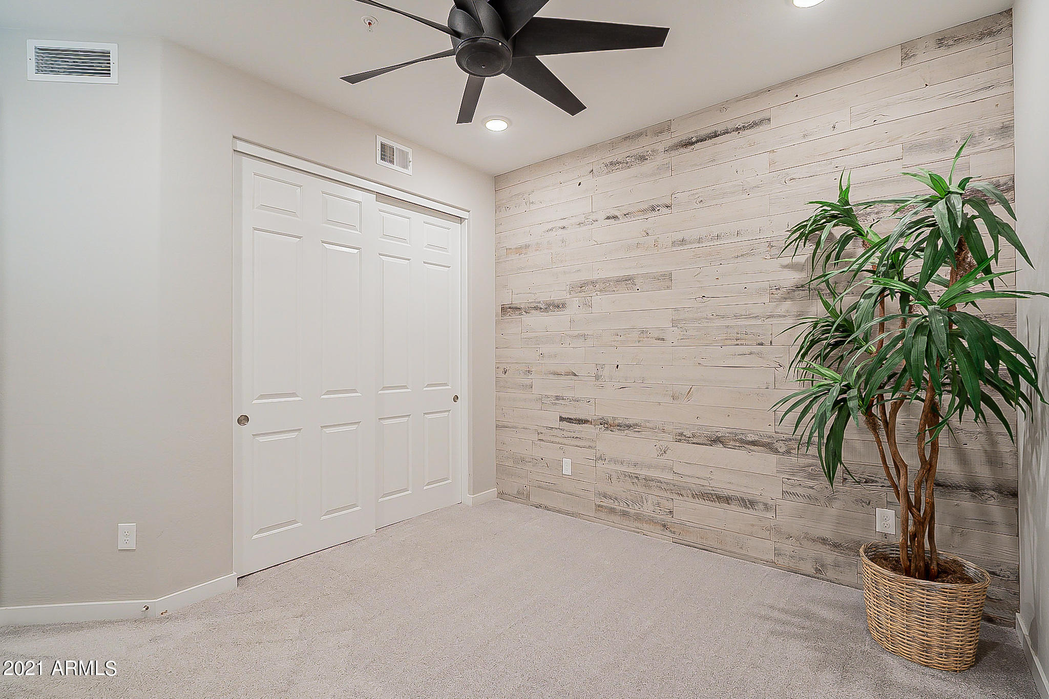 250 West Queen Creek Road, Unit 145 Chandler, AZ 85248 - Photo 35 of 44 Queen Creek-25