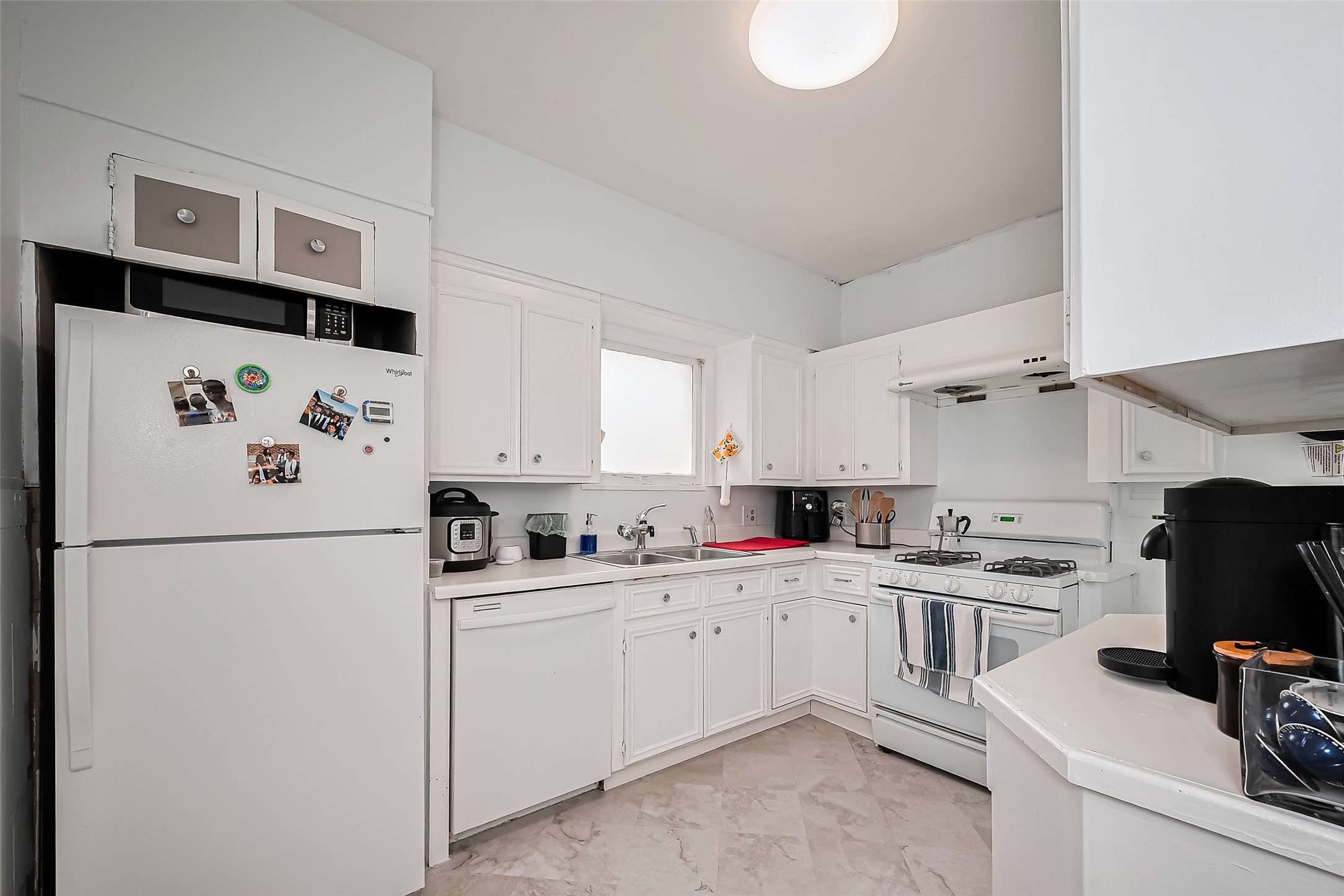 2163 University Boulevard Houston, TX 77030 - Photo 19 of 42