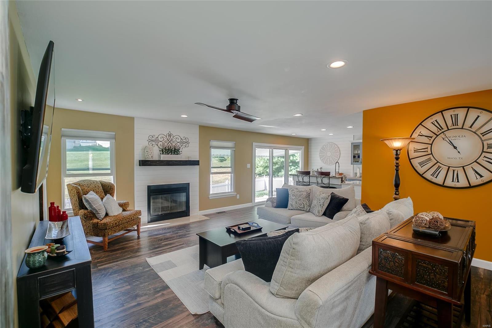 419 Rascal Crossing O'Fallon, MO 63366 - Photo 2 of 34