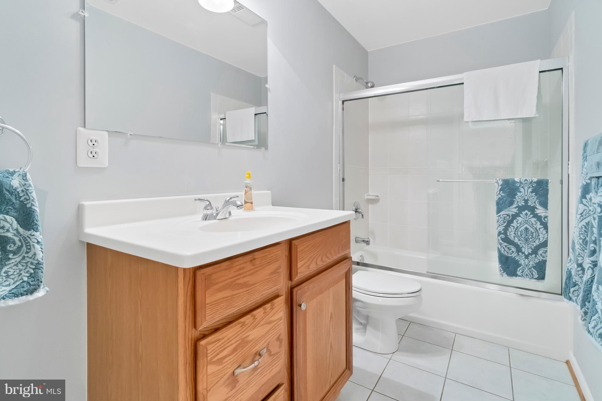4707 Ridge Road Nottingham, MD 21236 - Photo 10 of 24 Hall Bathroom
