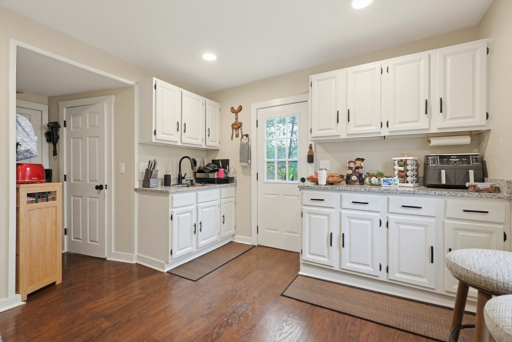 64 Parker Street Maynard, MA 01754 - Photo 10 of 38