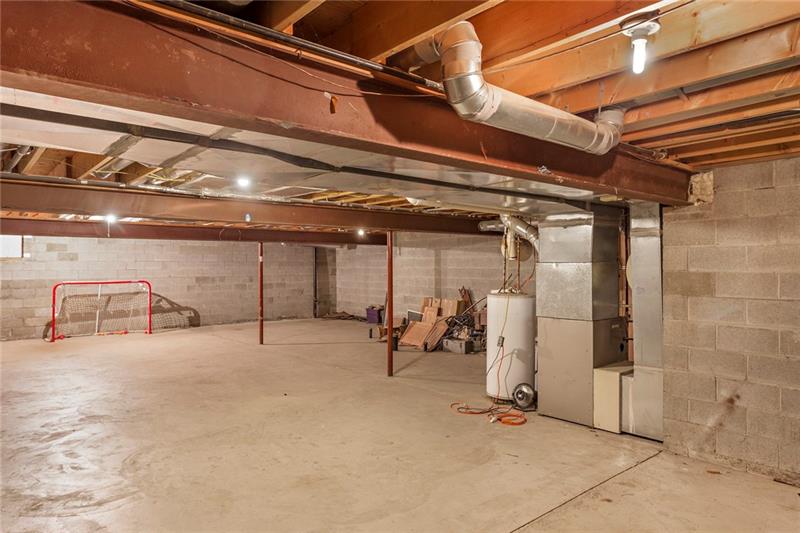 2011 O'Block Road Pittsburgh, PA 15239 - Photo 20 of 25 Gallery Image 20