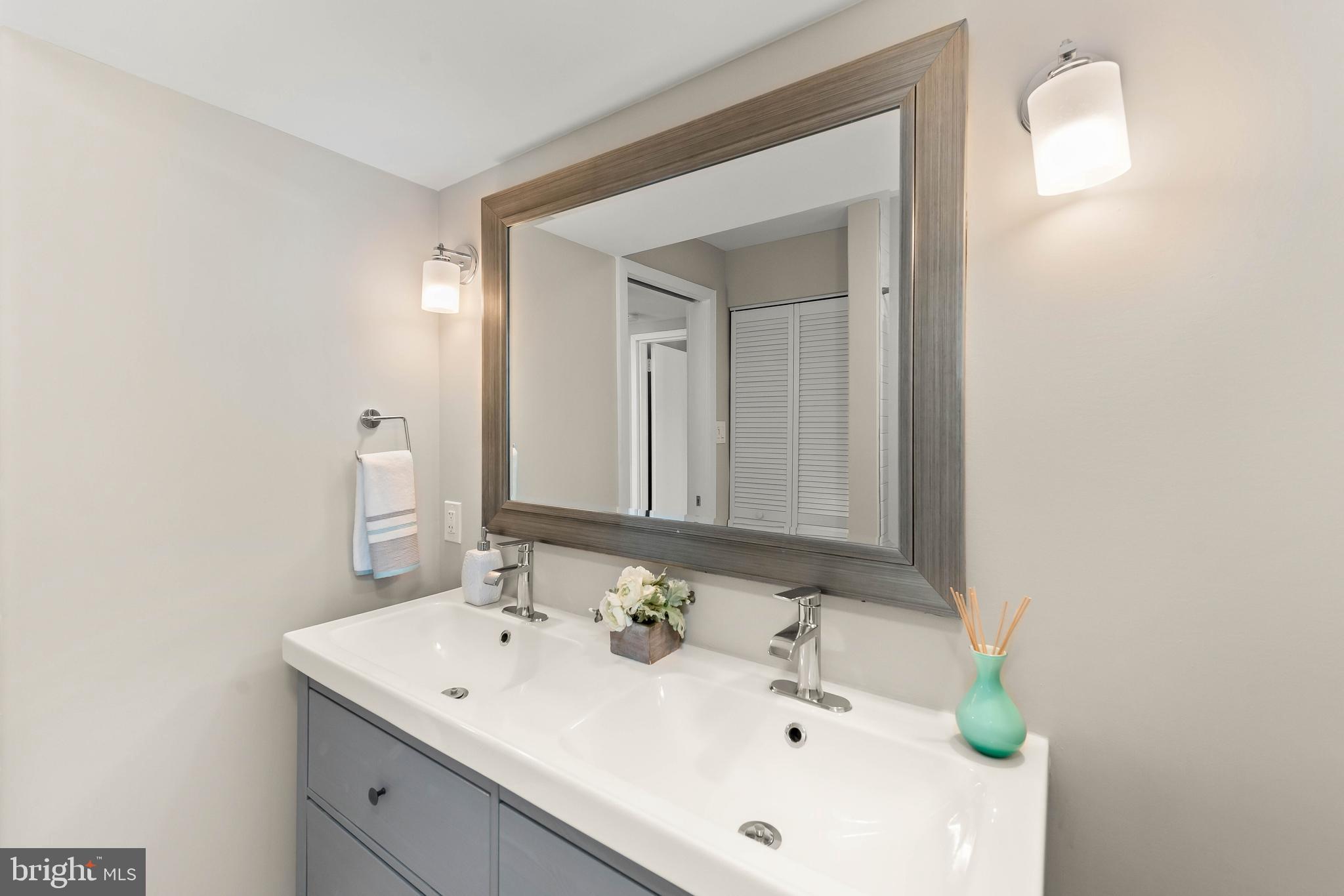 55 M Street Northwest, Unit 202 Washington, DC 20001 - Photo 19 of 30