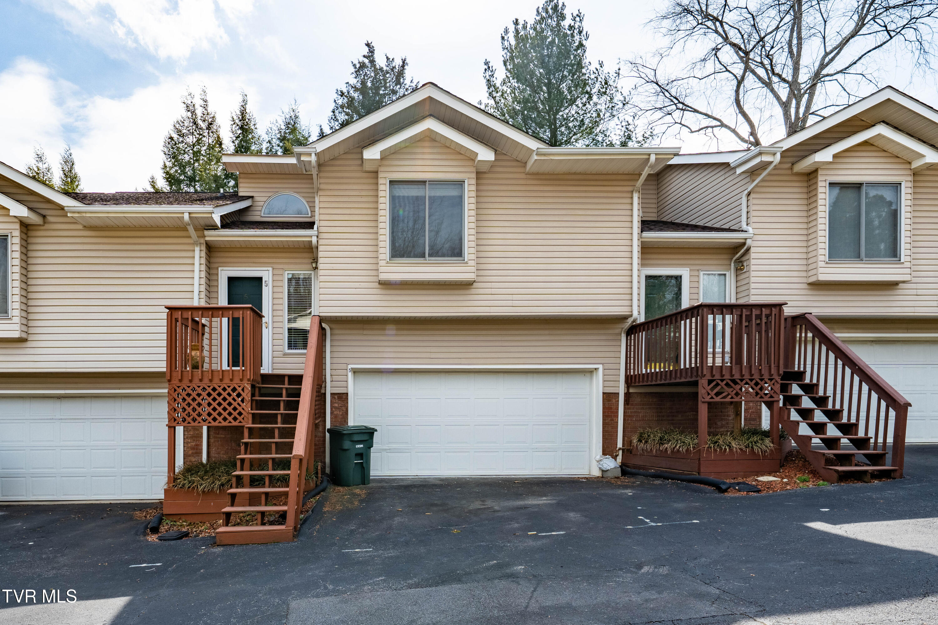 105 Cedar Grove Road, Unit 5 Johnson City, TN 37601 - Photo 1 of 34 105 Cedar Grove Rd (2 of 34)