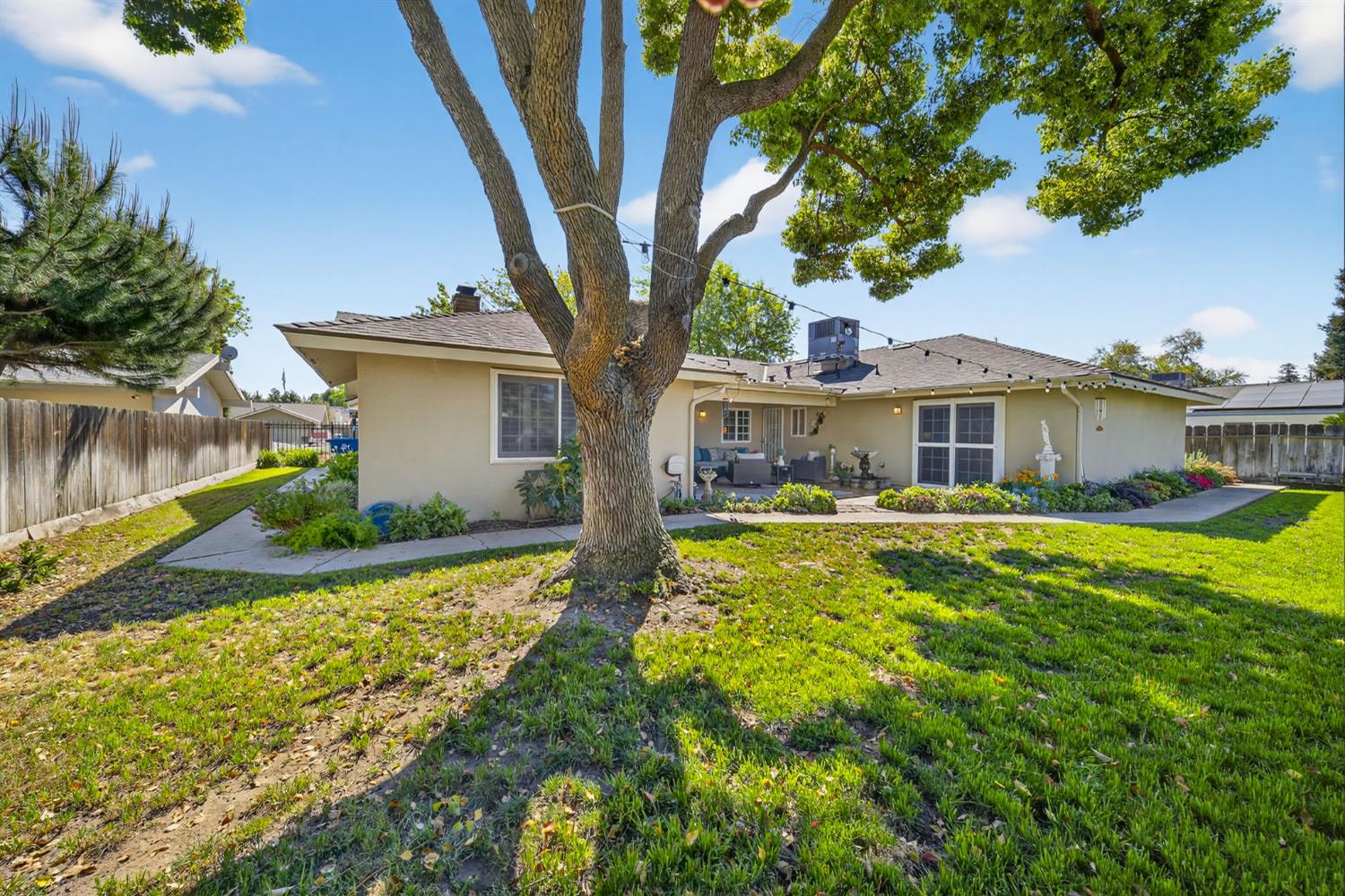 2433 West 3rd Street Madera, CA 93637 - Photo 35 of 40