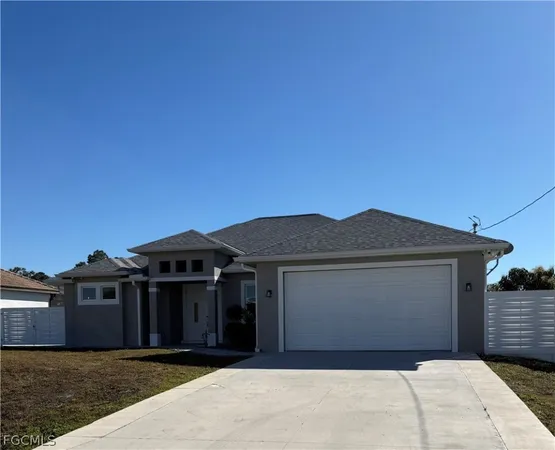 $2,700 | 3013 4th Street West, Lehigh Acres, FL 33971