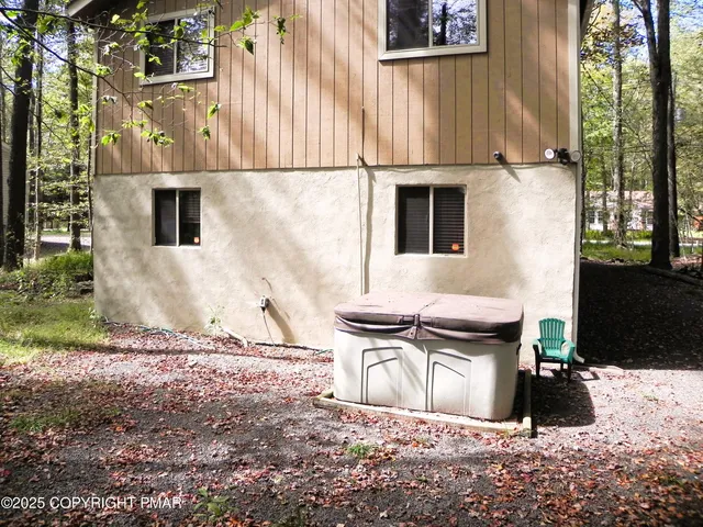 $364,900 | 126 Maxatawny Drive, Pocono Lake, PA 18347