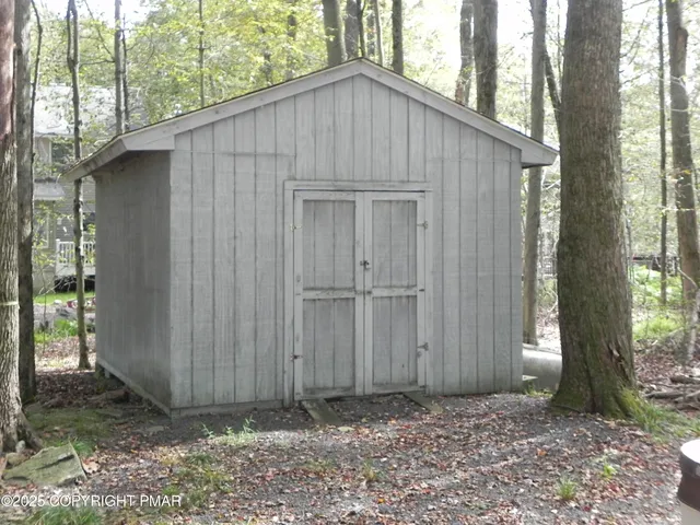 $364,900 | 126 Maxatawny Drive, Pocono Lake, PA 18347