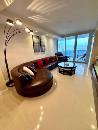 $7,500 | 19111 Collins Avenue, Unit 2807, Sunny Isles Beach, FL 33160