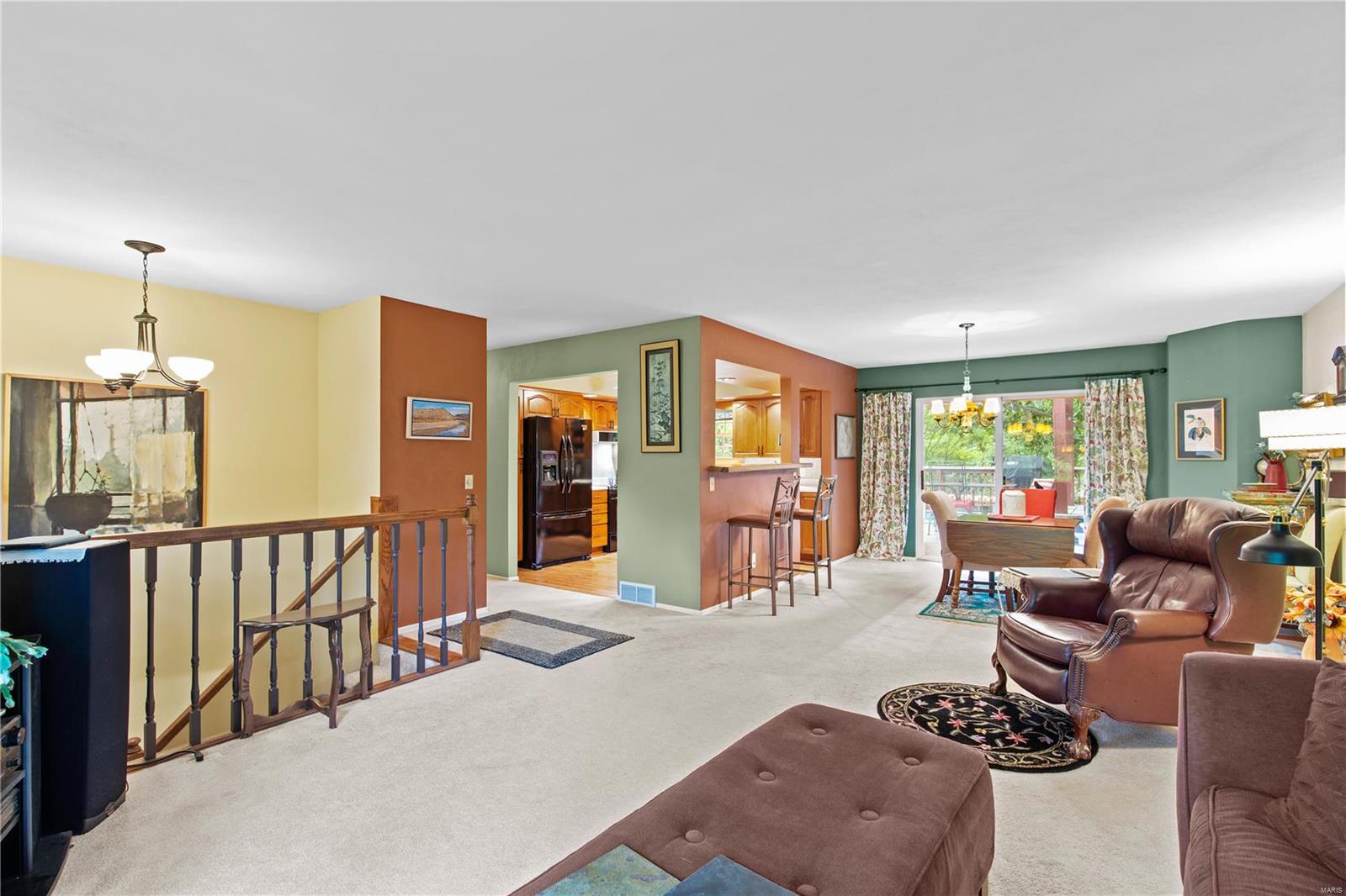6404 Alpha Drive Alton, IL 62002 - Photo 4 of 38