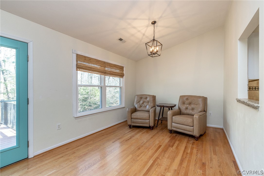 20013 Ivan Road Petersburg, VA 23803 - Photo 4 of 19 Gallery Image 4
