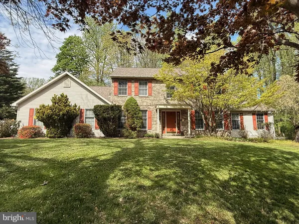 $615,000 | 4 Royal Court, Reading, PA 19607