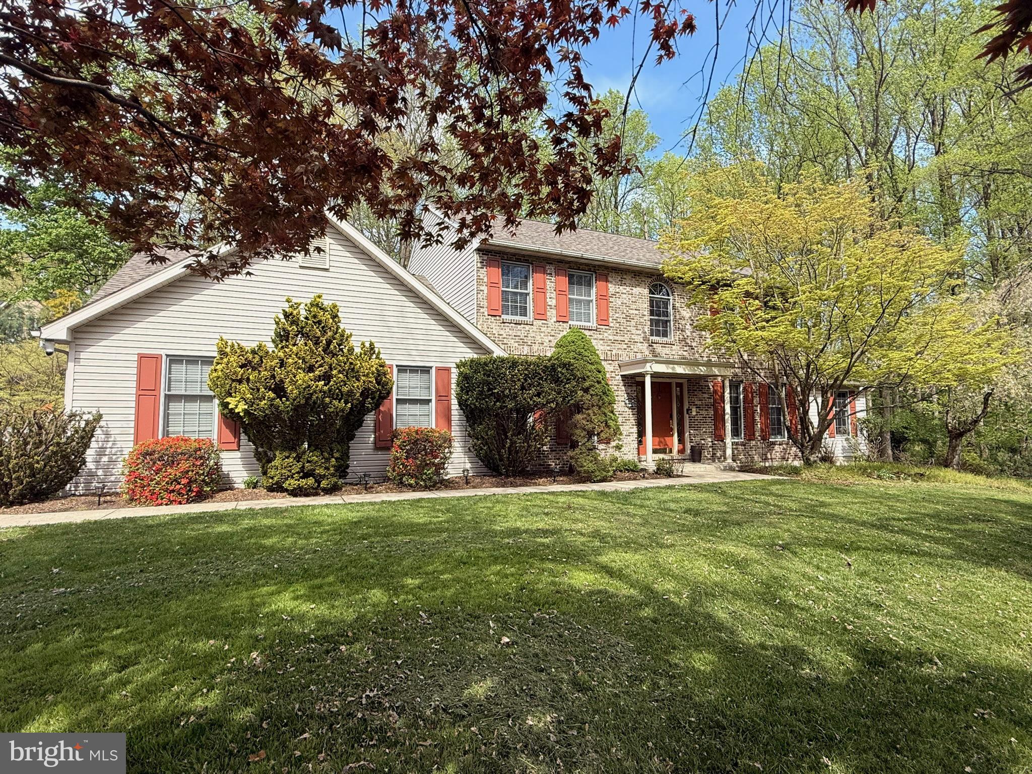 4 Royal Court Reading, PA 19607 - Photo 2 of 45 Exterior