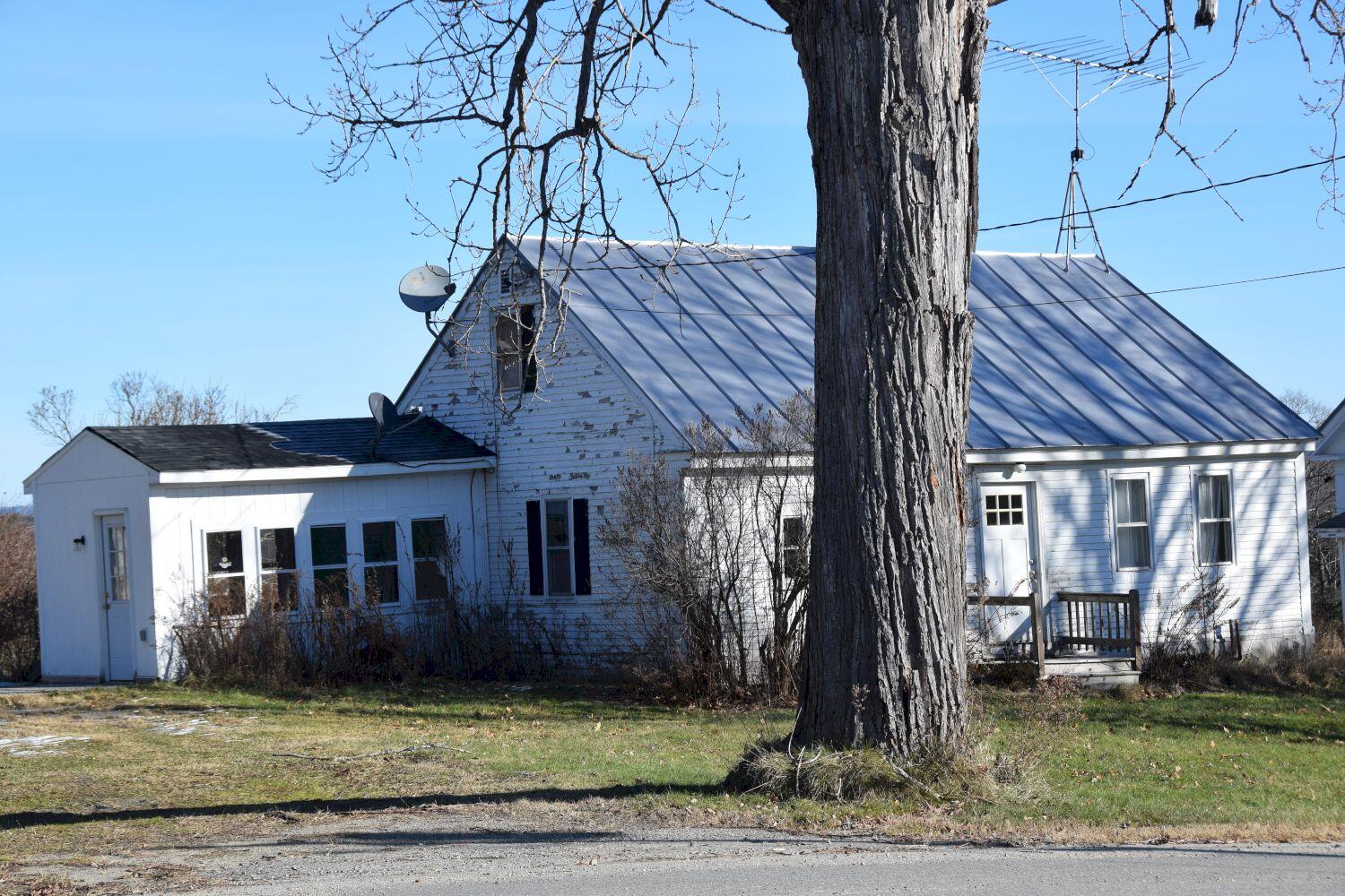 89 Town Farm Road Anson, ME 04958 - Photo 3 of 50 DSC_0001