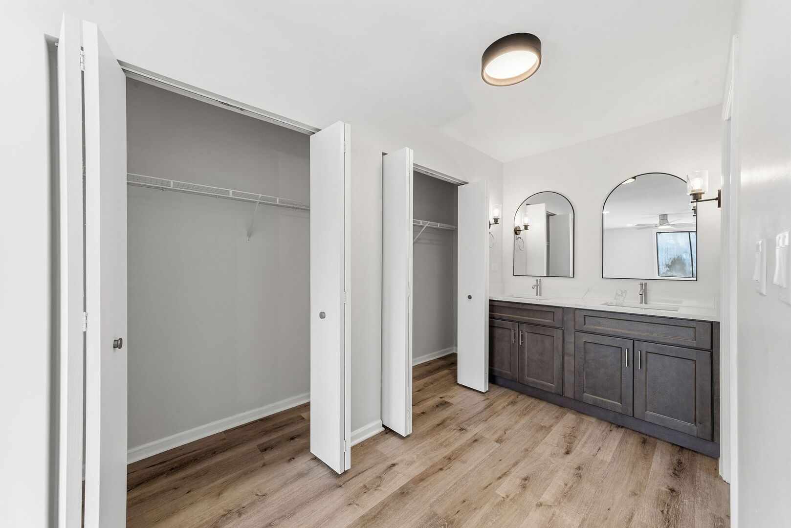 450 Raintree Court, Unit 3P Glen Ellyn, IL 60137 - Photo 15 of 27