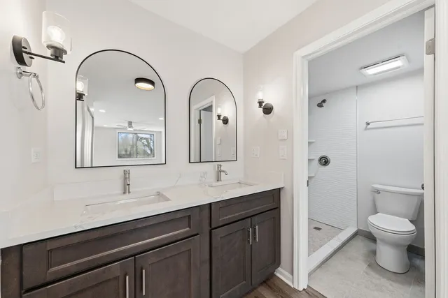 $276,000 | 450 Raintree Court, Unit 3P, Glen Ellyn, IL 60137