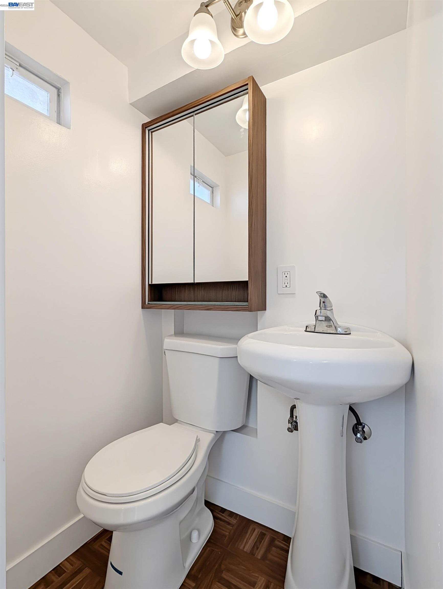 228 West Harder Road Hayward, CA 94544 - Photo 20 of 23 Gallery Image 20