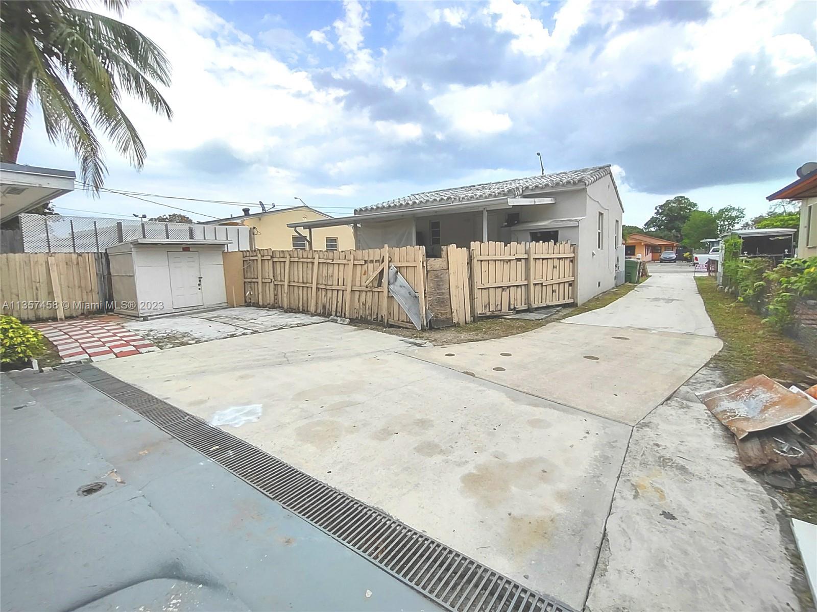 351 East 17th Street, Unit 353 Hialeah, FL 33010 - Photo 10 of 46