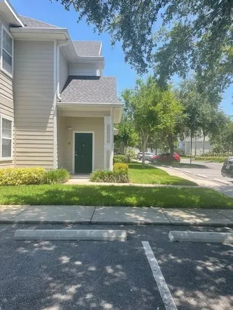 $275,000 | 417 Southern Pecan Circle, Unit 201, Winter Garden, FL 34787