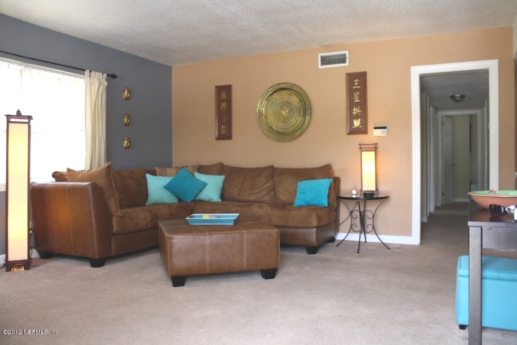 1256 Morgana Road Jacksonville, FL 32211 - Photo 2 of 13 Living Room