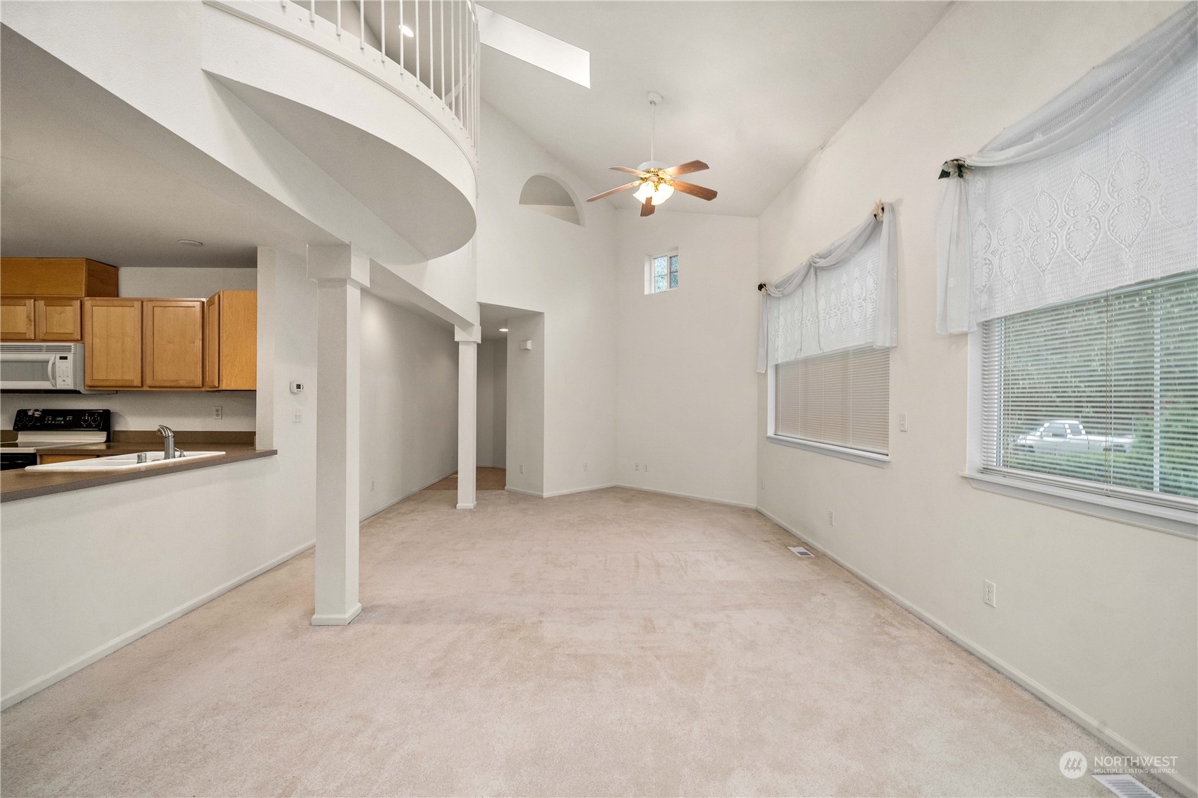 6223 85th Avenue West University Place, WA 98467 - Photo 5 of 35