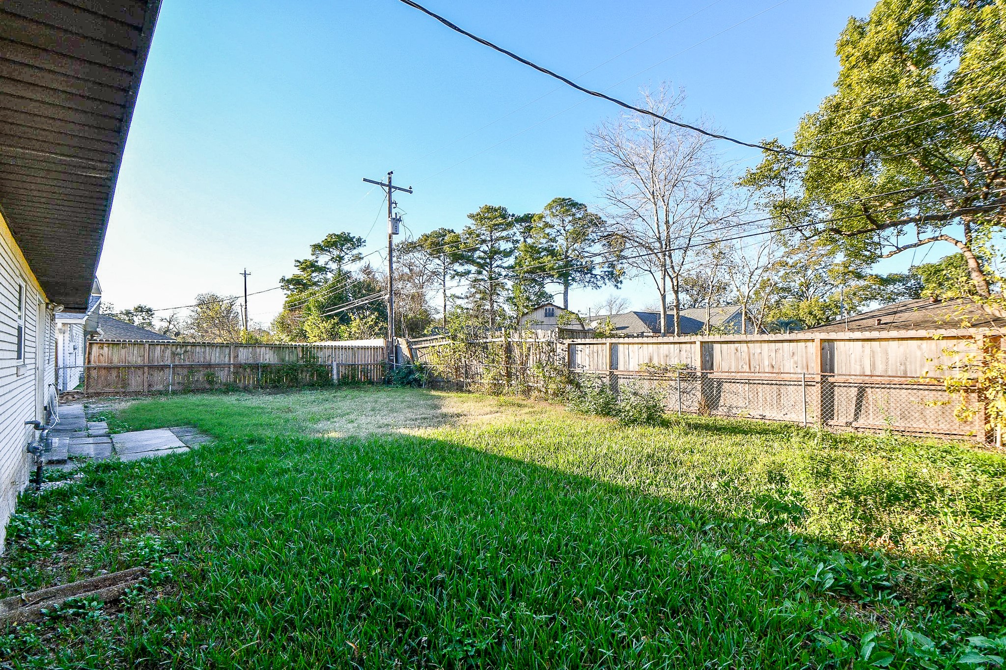 9534 Kerrwood Lane Houston, TX 77080 - Photo 20 of 20 Let the backyard adventures begin!