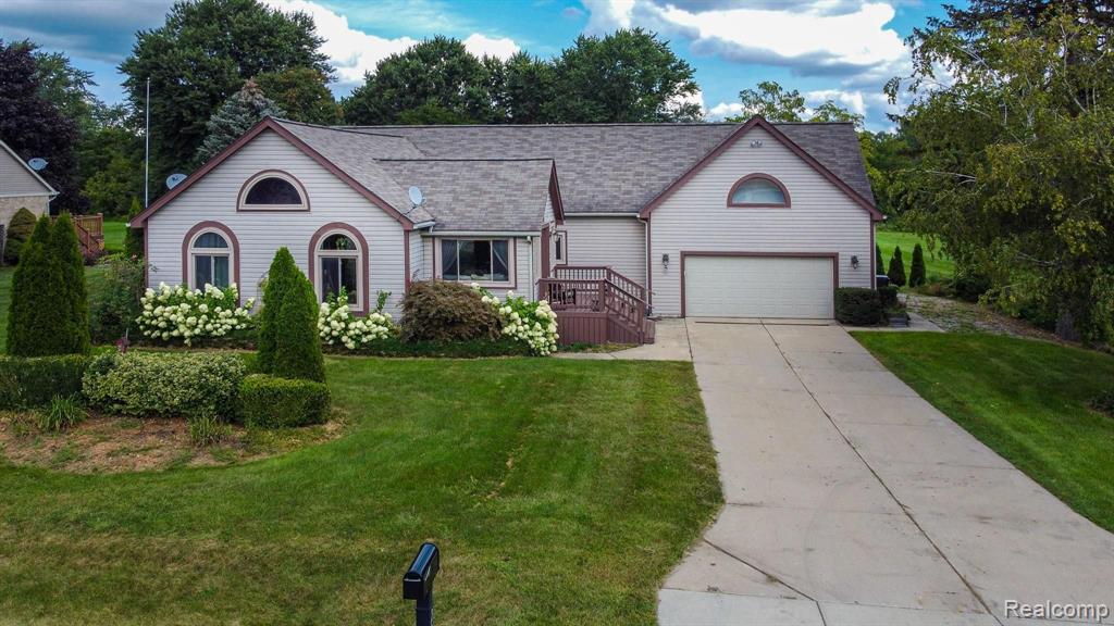 2835 Norton Lawn Street Rochester Hills, MI 48307 - Photo 1 of 38