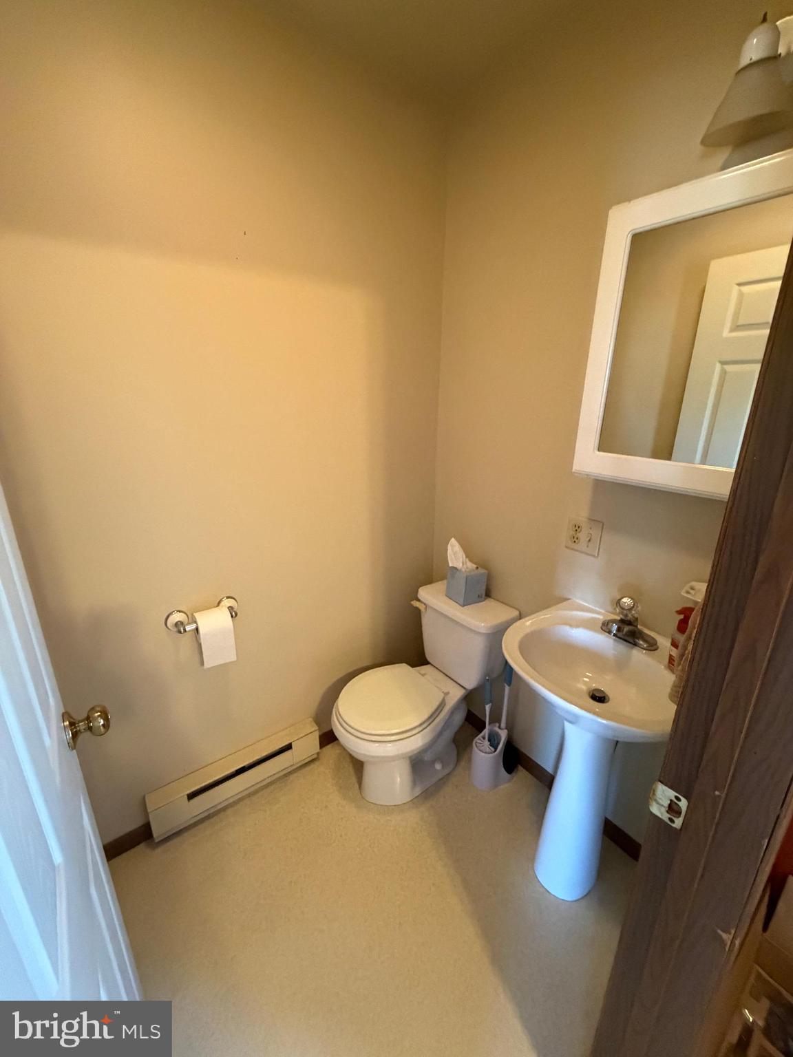 10 E Taylor Drive Reedsville, PA 17084 - Photo 5 of 21 1st Floor Half Bathroom