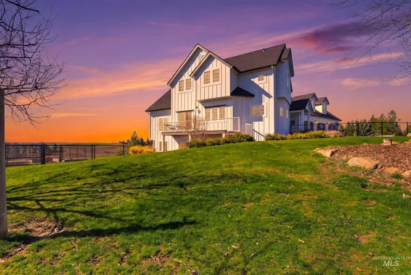 $2,600,000 | 1014 Hilby Road, Moscow, ID 83843