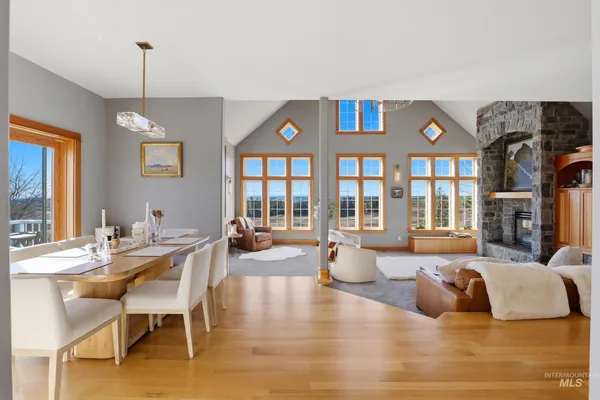 $2,600,000 | 1014 Hilby Road, Moscow, ID 83843