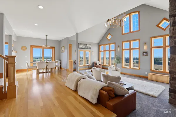 $2,600,000 | 1014 Hilby Road, Moscow, ID 83843