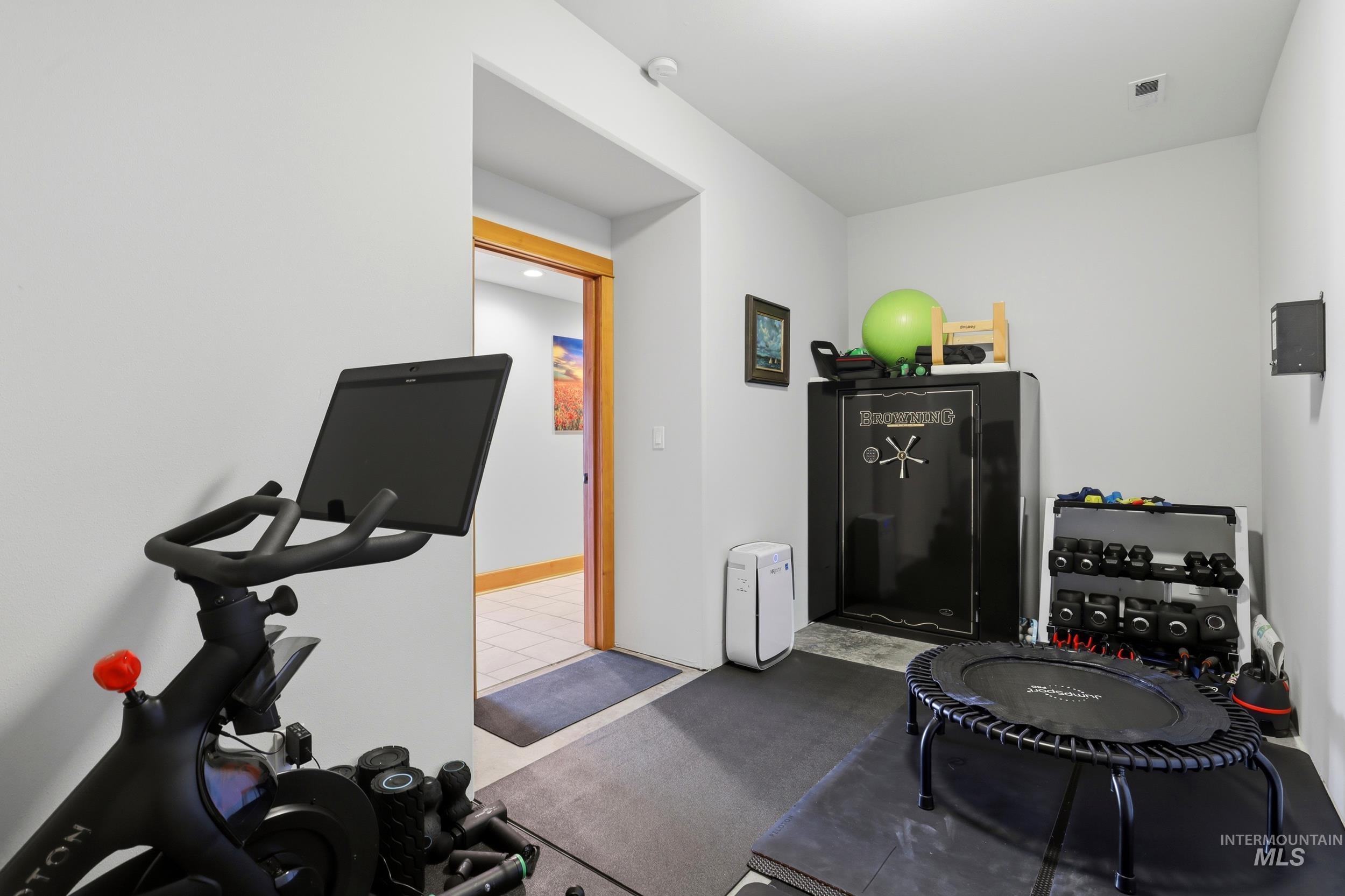 1014 Hilby Road Moscow, ID 83843 - Photo 34 of 50 View of exercise area